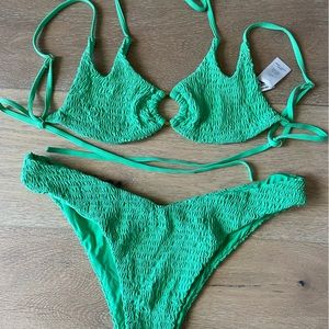 WEWOREWHAT BIKINI TOP